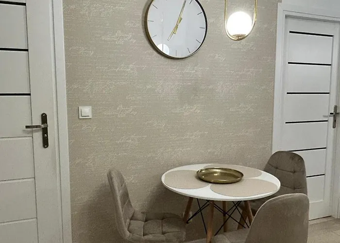 Skarbowa Star アパート レシュノ