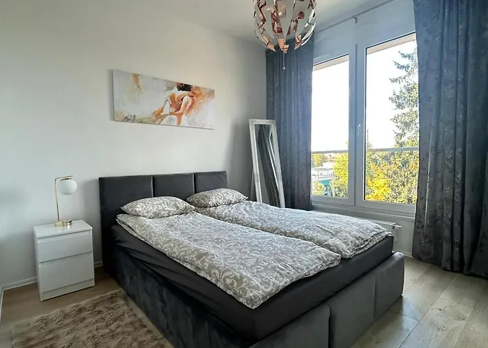 Skarbowa Star レシュノ